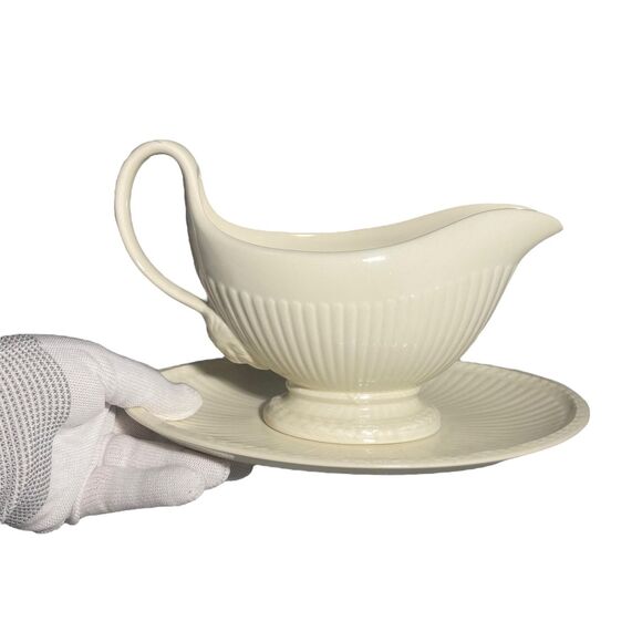 Wedgwood Etruria & Barlaston Edme Gravy Boat Underplate Lion Head Handle England - Picture 2 of 10